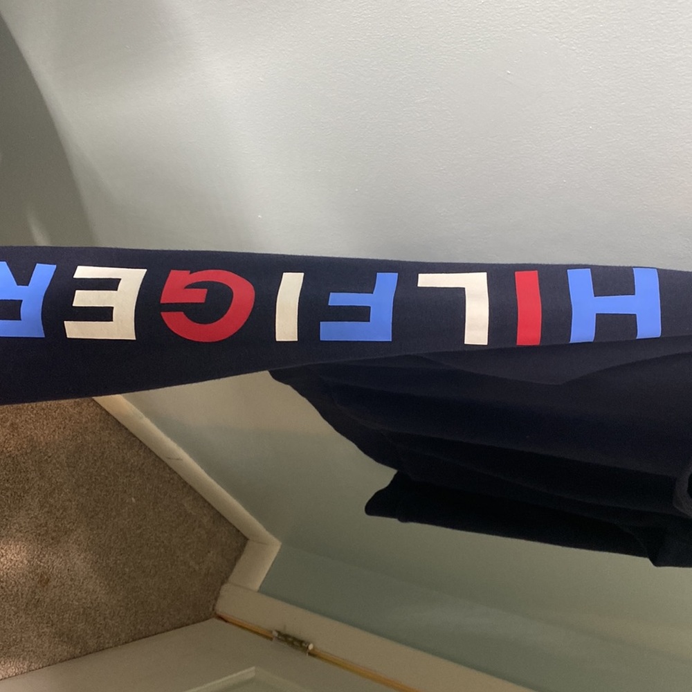 Sweatshirt - Picture 3 of 3